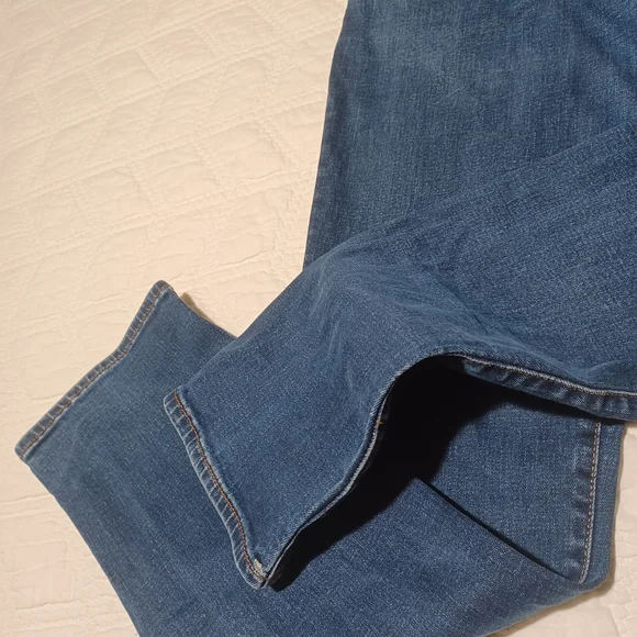 GAP Blue Straight Jeans Classic Style 34 X 32 - Picture 2 of 4